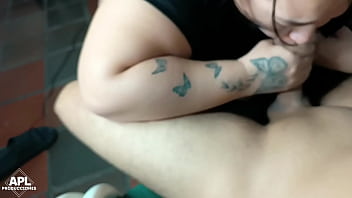 ¿ porque sera que la putade mi madrastra le gusta comerse mi verga historia completa