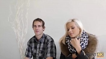 Hunt4k los amantes necesitan dinero en efectivo para la boda