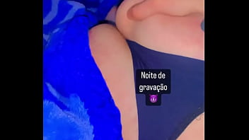 Aquela apertada no rabo antes de comer