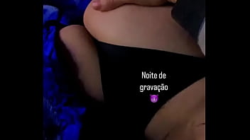 Aquela apertada no rabo antes de comer