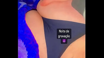 Aquela apertada no rabo antes de comer