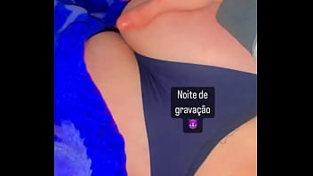 Aquela apertada no rabo antes de comer