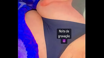 Aquela apertada no rabo antes de comer