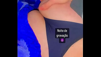 Aquela apertada no rabo antes de comer