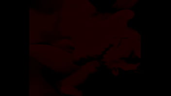 Pov vizinha milf casada é possuída chupa e engole tudo do vizinho corno enquanto sua esposa não está asmr gemendo e quando chupa