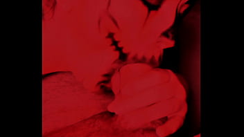 Pov vizinha milf casada é possuída chupa e engole tudo do vizinho corno enquanto sua esposa não está asmr gemendo e quando chupa