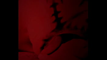 Pov vizinha milf casada é possuída chupa e engole tudo do vizinho corno enquanto sua esposa não está asmr gemendo e quando chupa