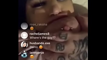 Ig thot sucking her tits on live Ig thot sucking her tits on live
