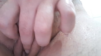 Nonton Esposa No Banho thumbnail