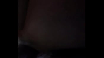 Сучка кончает