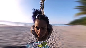 Ele girava igual ciranda pendurada nas cordas