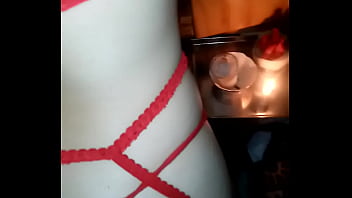 Follando de rojo se vuelve puta