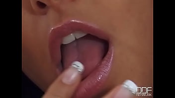 Tanned temptress touches herself