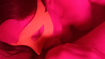 Me quede sin money y la dueña del bar me invito a su habitación especial me chupo la verga hasta tragarse mi leche semen por dinero 2