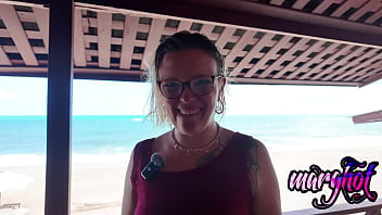 Duo love en front de mer dans une villa thaïlandaisebaise de couple en