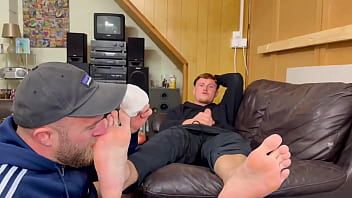 When he tells his gf he’s getting a post gym shower wetwill 22