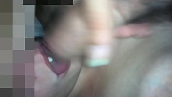 Mii novia recibiendo un poquito