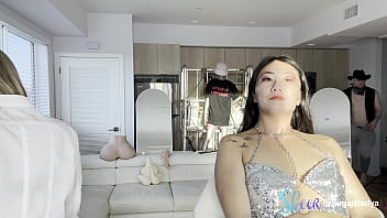 Asian beauty got a facial waxing