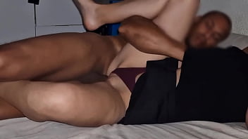 Ella me pide que la despierte asi todos los dias y ella estara feliz