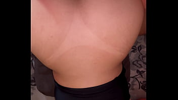 Fudendo o rabo da irma mais velha