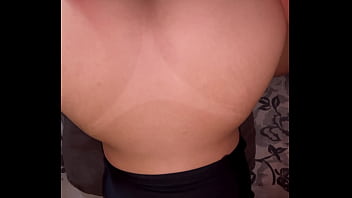 Fudendo o rabo da irma mais velha