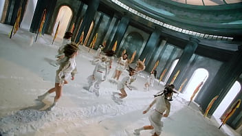 Loona paint the town