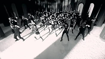 Loona paint the town