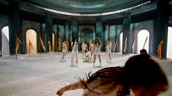 Loona paint the town