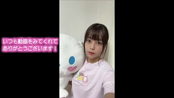 「早く太いの挿れて欲しい…」ラブホに入ってすぐ鍵閉めて玄関でsexするカップル。