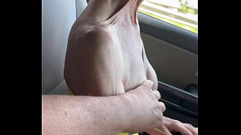 Driving down the pali after doing some sexy photos on bellows beach my photographer was giving me a hand