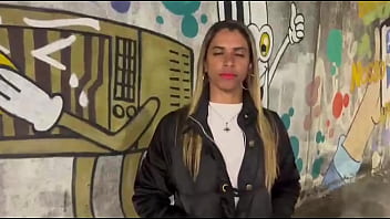 Minha esposa dando pra outro na areia da praia