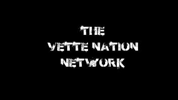 Bbw cougar sara jay plays with 2 toys she's just insatiable