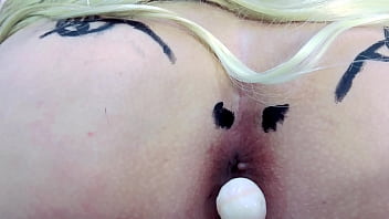 Mentes Maliciosas Vão Dizer Que é Um Cu Rosinha Chupando Pirulito Completo No Sheer E Red thumbnail