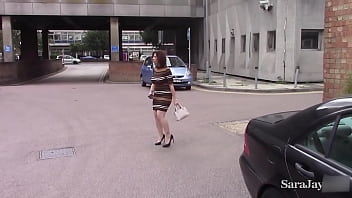 Lesbo alert sensual kaz b & cougar sara jay dildo fuck each other