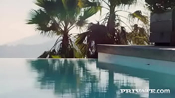 Mia navarro dedicated servant