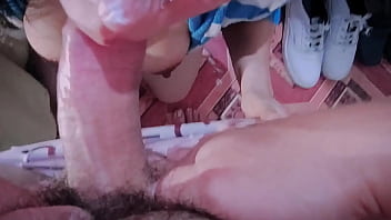 ¡¡la mejor mamada madrastra tetona y culona me chupa la polla