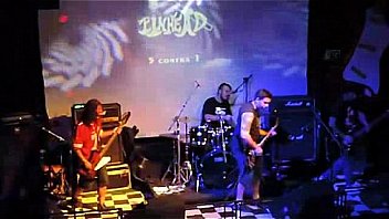 Pinhead cinco contra um ao live