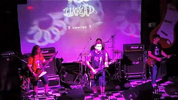 Pinhead cinco contra um ao live