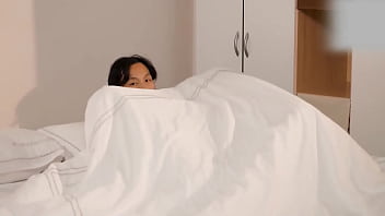 麻豆傳媒映畫 在丈夫面前被狂操的騷逼人妻 麻豆傳媒映畫 在丈夫面前被狂操的騷逼人妻