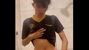 Alguém agora para me mamar gostoso cuida em adquirir rt x rt