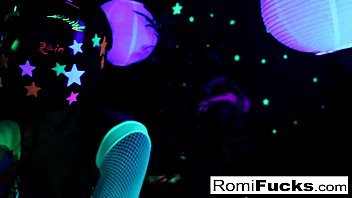 Romi & dani love to fuck