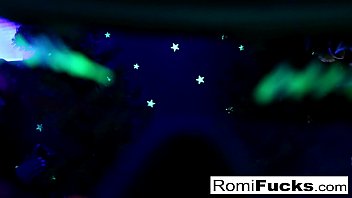 Romi & dani love to fuck