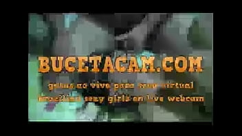 Mascarada gostosa toma leite