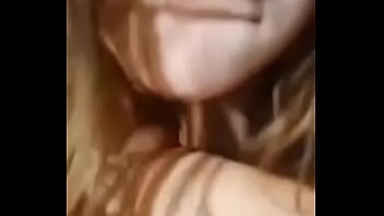 Filmei minha mulher dando pro meu vizinho Filmei minha mulher dando pro meu vizinho