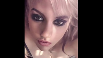 Me gusta tocarme pensando en mi papi