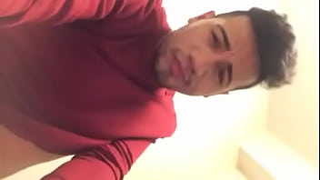 Moreno Dotado Comendo O Namorado Gayrotos Gayrotosblogspotcom thumbnail