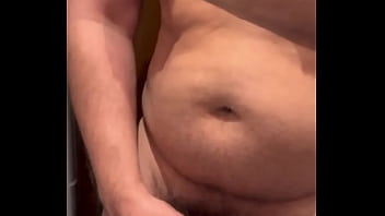 Tu penses que tu peux gérer le vrai plaisir salope joykarenoff laisse ton brésilien daddy te pousser au delà de te