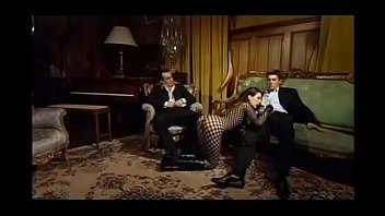 Sexy hooker slut gets her pussy and asshole penetrated by two guys