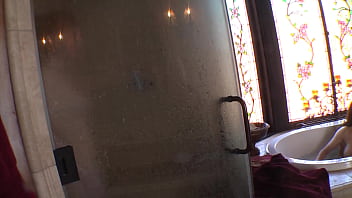 Faye reagan and victoria valentino in cougars love kittens