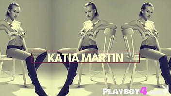 Sexy milf model enjoyed hot striptease and showed her sexy body